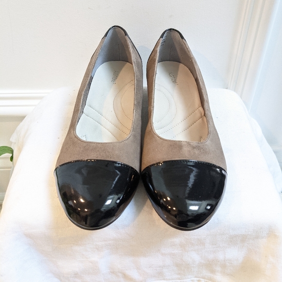 Suede flats by Auditions - Picture 12 of 14